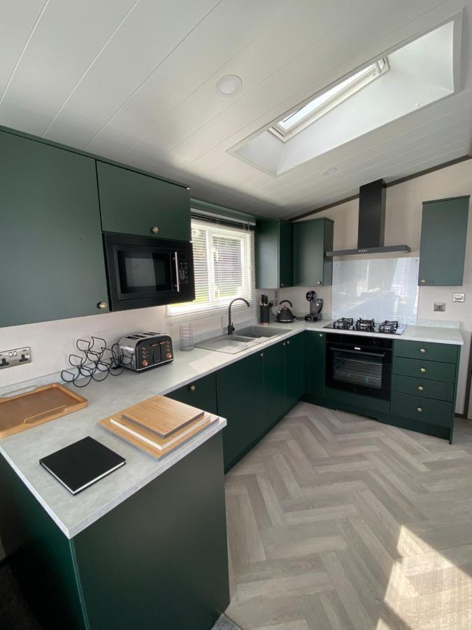 Riverwood Lodge New Quay Extérieur photo
